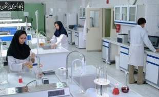 سیستم آزمایشگاهی کشور در شرف فروپاشی است