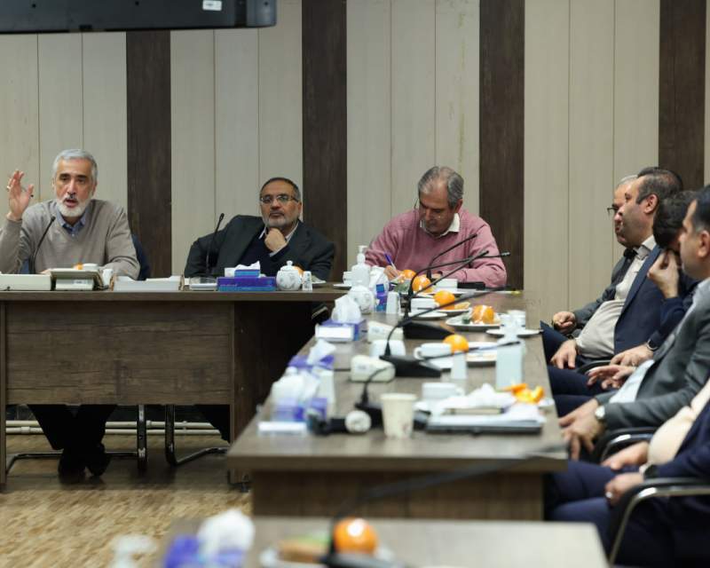 بازدید پیرصالحی از اداره کل تجهیزات و ملزومات پزشکی  