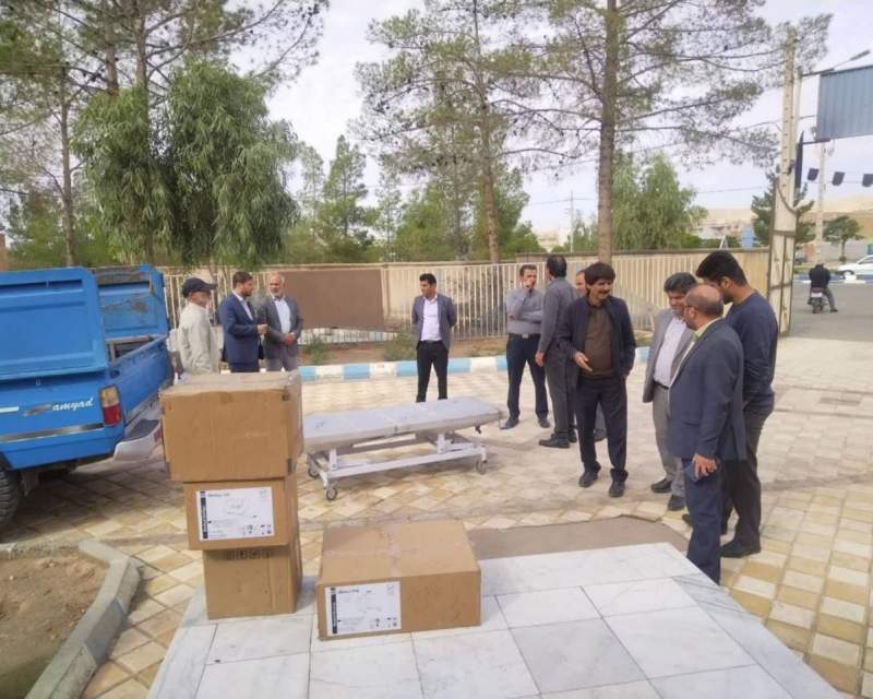 کمک ۲۰۰ میلیون تومانی یک خیر ایرانی مقیم کانادا برای خرید تجهیزات پزشکی شهر انابد
