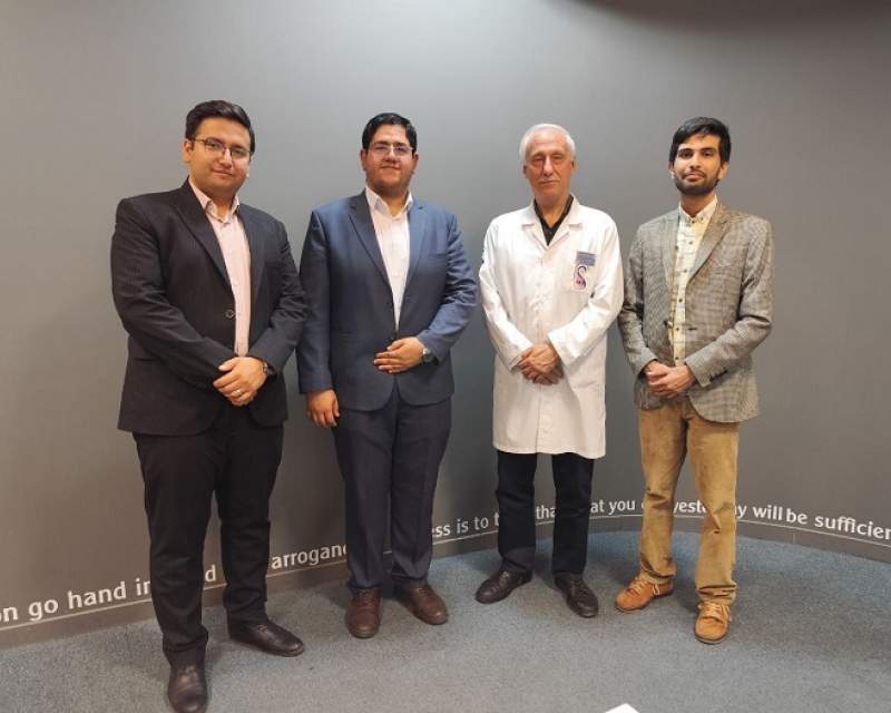 ساخت نمونه اولیه عینک نوردرمانی برای بهبود شناخت در مراحل ابتدایی آلزایمر