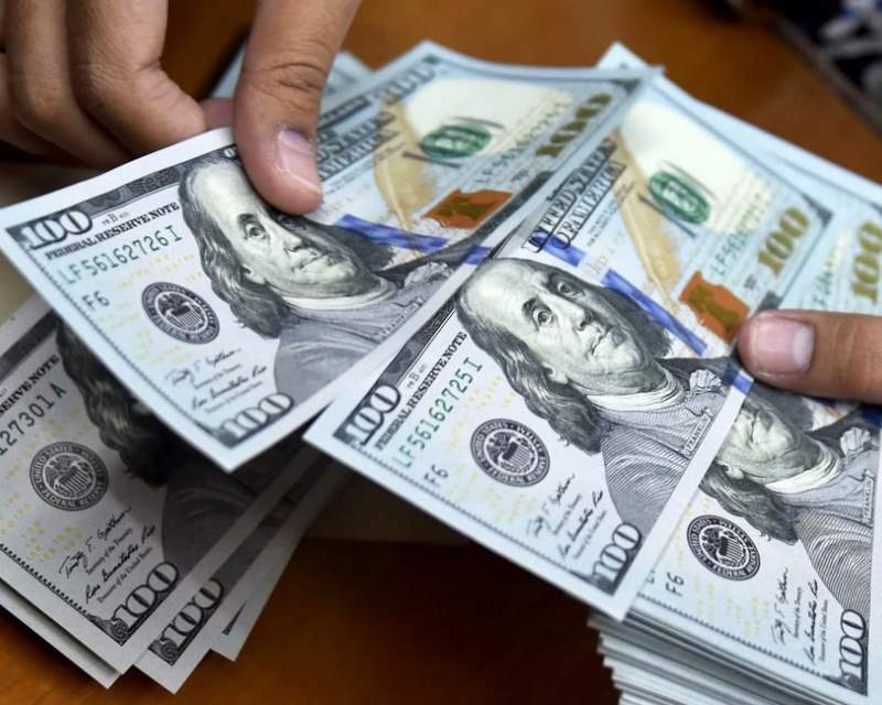 تامین ۴/۸ میلیارد دلار ارز برای واردات کالاهای اساسی، دارو و تجهیزات پزشکی