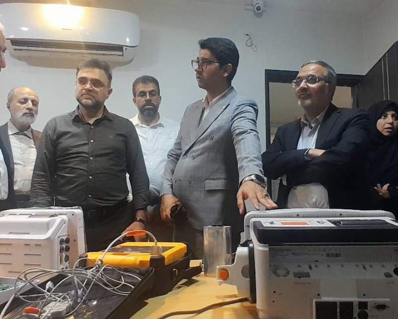 بازدید رئیس سازمان غذا و دارو از بزرگترین شرکت تجهیزات پزشکی ایران
