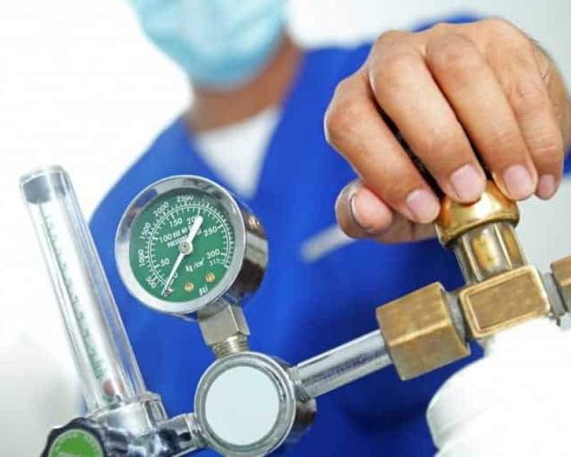 هشدار درباره مصرف خانگی اکسیژن‌ساز در موارد تنگی‌نفس ناشی از آنفلوآنزا