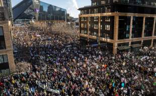 برای خودشان صلح می‌خواهند و برای ما ناآرامی و درگیری