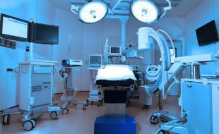 دعوت از شرکت‌های تامین‌کننده در حوزه تجهیزات و ملزومات پزشکی با هدف بررسی و حل مشکلات