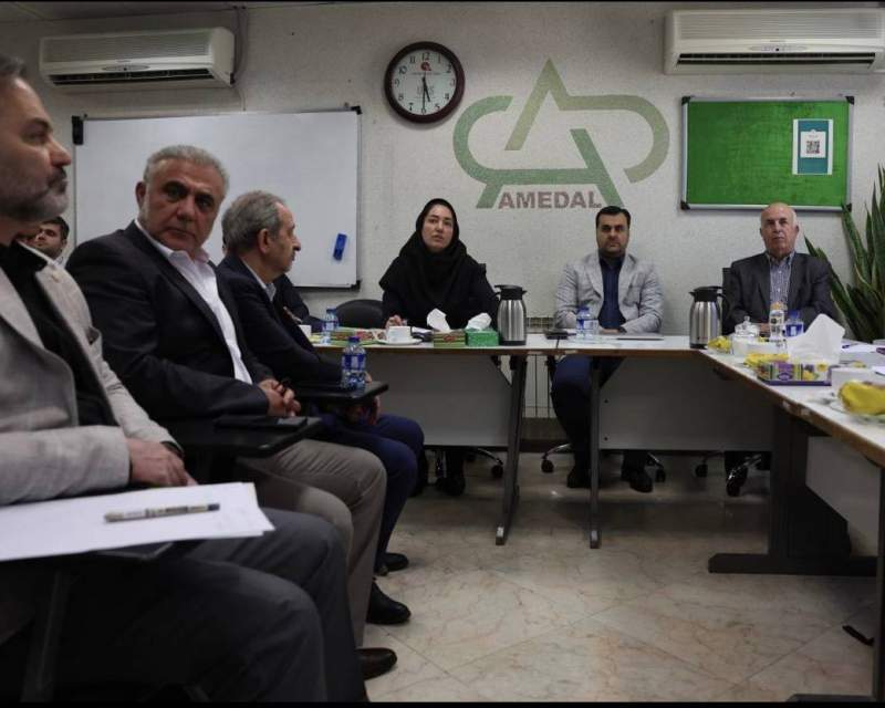 عزم جدی برای شنیدن صدای تولید؛ برگزاری نشست کارشناسی اداره کل تجهیزات پزشکی با نمایندگان صنف تولید عزم جدی برای شنیدن صدای تولید؛ برگزاری نشست کارشناسی اداره کل تجهیزات پزشکی با نمایندگان صنف تولید
